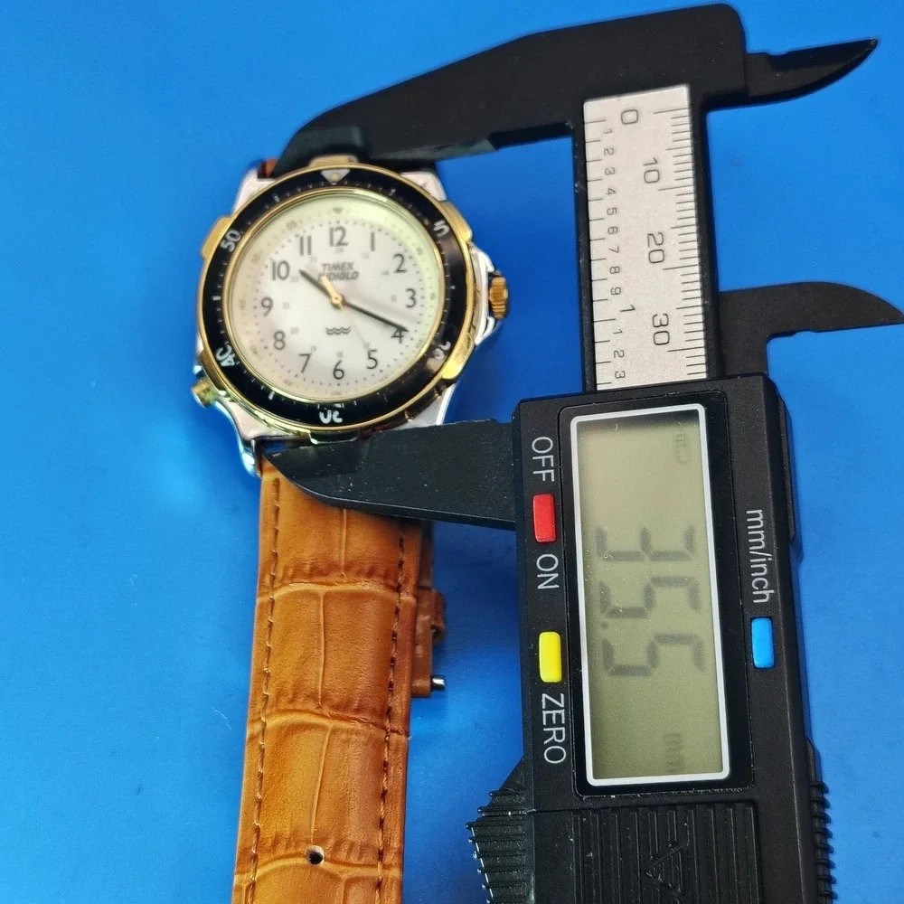 Vintage 2004 Timex Expedition‎ 35mm Mens Quartz Field Watch New Leather Strap